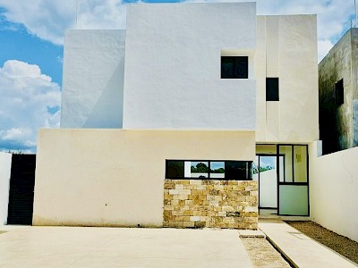 VENTA DE CASA EN PRIVADA DE CHOLUL