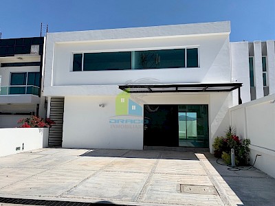 Casa en Cumbres del Lago, Querétaro