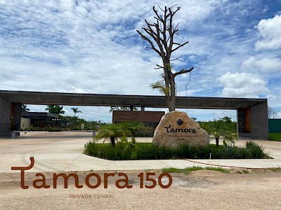 HERMOSA RESIDENCIA CON 3 RECÁMARAS UBICADA EN PRIVADA AL NORTE DE LA CIUDAD DE MERIDA