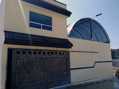 CASA EN VENTA CON ALBERCA POR LA CENTRAL DE ABASTOS