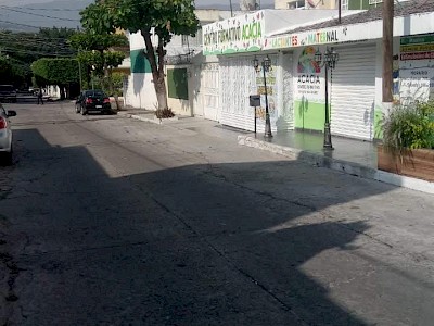 SE VENDE CASA EN COLONIA MOCTEZUMA, ZONA PONIENTE DE LA CIUDAD