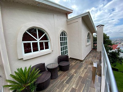 CASA EN VENTA EN 1a. SECC. LOMAS VERDES NAUCALPAN