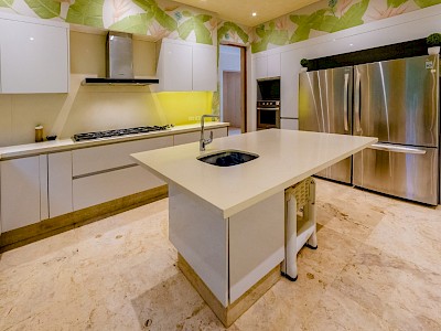 Preciosa residencia en privada 