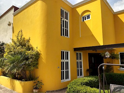 CASA REMODELADA EN BOSQUES DE IZTACALA, ATIZAPAN