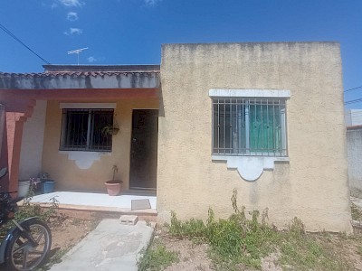 CASA EN VENTA EN MÉRIDA EN ESQ.,  2 REC., UBICADA EN TERRANOVA (FCO. DE MONTEJO)
