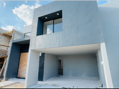RESIDENCIA DE LUJO EN PRIVADA DE TEMOZON