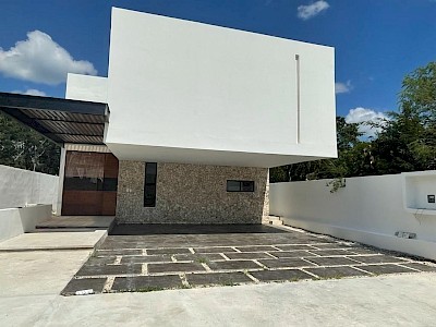 CASA EN VENTA EN Privada Residencial (TMR), CARRETERA MERIDA- PROGRESO. KOMCHEN, YUCATAN