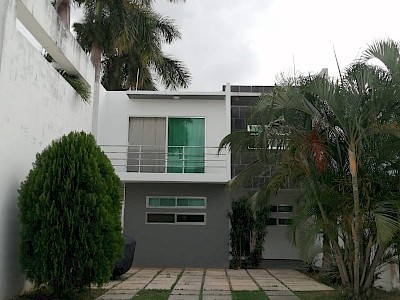 CASA EN RENTA EN TEMOZON NORTE, MERIDA, YUCATAN