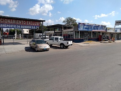 EN VENTA TERRENO EN BLVD. CENTRAL, 900.00 M2 CON DOS ACCESOS, SECTOR DE LAS TERMINALES DE AUTOBUSES, GUASAVE, SINALOA.