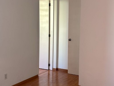 RENTA DEPARTAMENTO RECIEN REMODELADO EN ARTICULO 123 CENTRO TERCER PISO