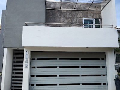 Venta Almendros 4 Habitac 3 Baños Equipada 200m2 Construcción 