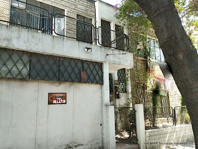 Casa para remodelar o edificar un nuevo desarrollo en colonia Del Valle