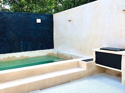 CASA EN VENTA, "AVITIA" RECIEN REMODELADA EN EL CENTRO DE MERIDA, YUCATAN