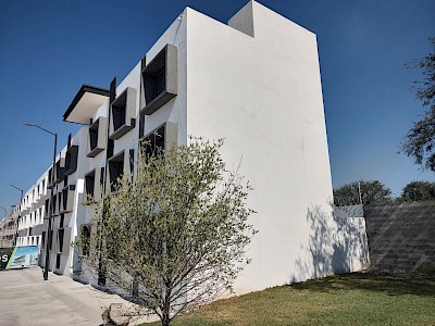VENTA DE DEPARTAMENTOS EN PRIMER NIVEL EN CORREGIDORA