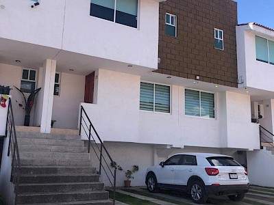  CASA VENTA EN RESIDENCIAL LOS CEDROS, MÉXICO NUEVO, ATIZAPÁN DE ZARAGOZA