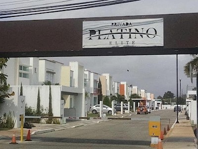 CASA EN VENTA EN PRIVADA PLATINO CHUBURNA