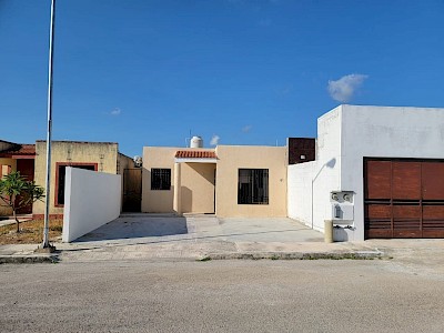 Venta de bonita casa en la Herradura III, Ciudad Caucel, Merida