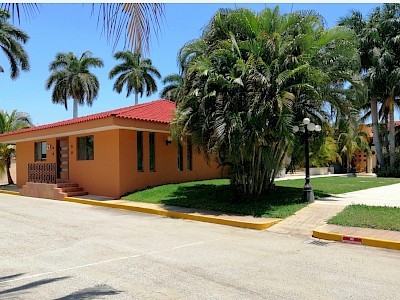 CASA EN RENTA MONTECRISTO PRIVADA 