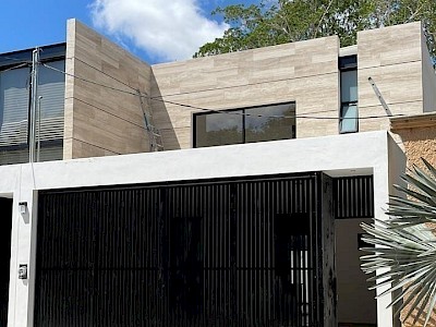 CASA EN  VENTA BENITO JUÁREZ NORTE 