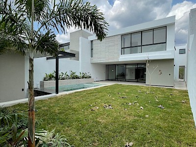 Casa Nueva En TEMOZÓN NORTE