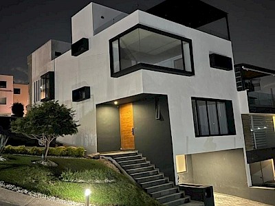 CASA DE AUTOR EN ESQUINA, NUEVA EN VENTA, AQUA 1, LAGO ESMERALDA, ATIZAPÁN