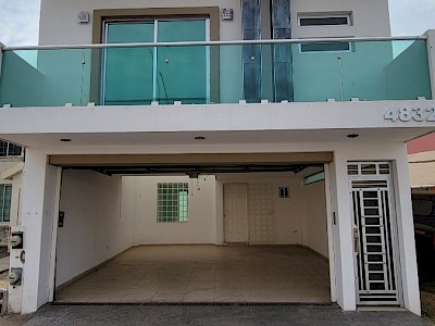 Valle Alto  Grande 178m2 3 Habitac 3 Baños 1 Área TV Equipada