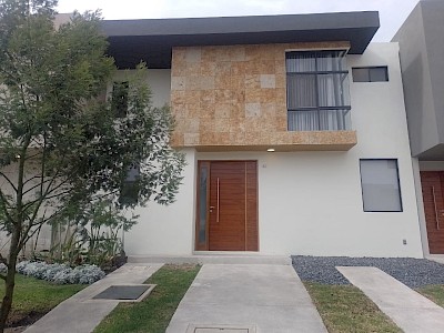 Tu nuevo Hogar, rodeado de todos los servicios, dentro de Zibata