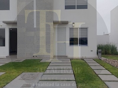 Tu nuevo Hogar, dentro de Privada, cerca de servicios 3 Recamaras, incluye gastos de escrituración