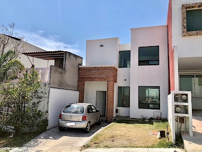 Casa en VENTA en Lomas del Valle