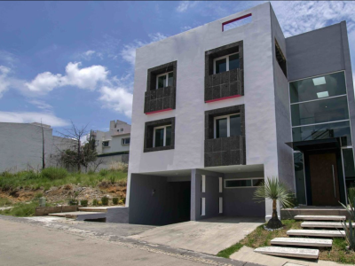 RESIDENCIA DE AUTOR EN VENTA Ó RENTA, PUERTA DE JEREZ, BOSQUE ESMERALDA, ATIZAPÁN