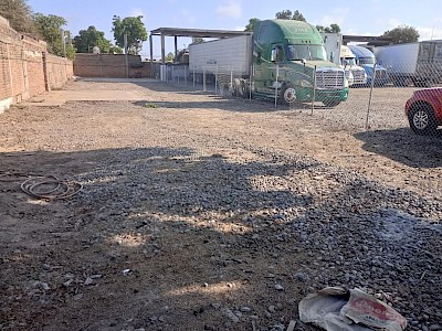 TERRENO EN VENTA POR BLVD. INSURGENTES MUY CERCA DE ACEROS KALISCH Y BLVD. MILLAN, 520 M2.