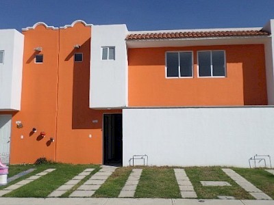 ¡Descubre tu hogar ideal en el exclusivo Fraccionamiento El Country Zumpango!