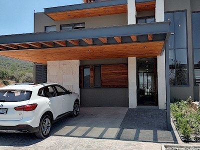 VENTA DE CASAS NUEVAS EN CLUSTER EN ALTOZANO CON ACABADOS PREMIUM