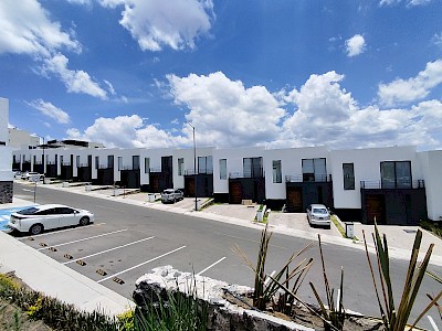  VENTA CASA EN ZIKURA, ZIBATÁ, QUERÉTARO