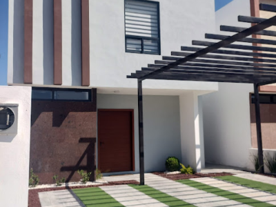 Venta de casa ubicada en la PRIVADA ALDEA (atrás del CBTIS 7)  COL Leal Puente