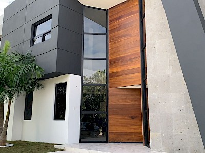 Yucatán Country Club, lista para mudarse amueblada