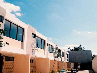 Venta de Townhouse dentro de privada en Temozón Norte, Mérida, Yucatán