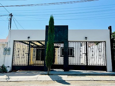 VENTA DE CASA (ENTREGA INMEDIATA)