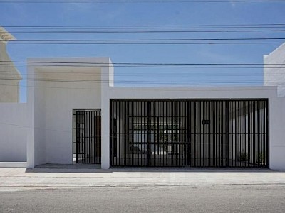 Renta de casa con terreno de 1000 m2 en San Pedro Cholul dentro de Mérida ideal para