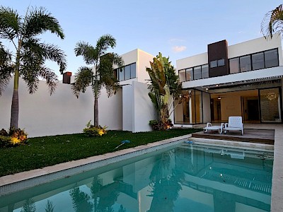 Venta de casa dentro de privada en Temozón Norte, Mérida, Yucatán