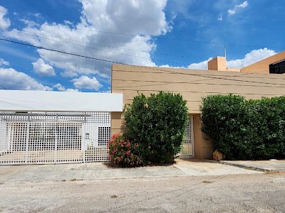 Enorme Propiedad en San Antonio Cinta, con gran potencial
