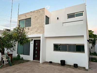 Venta de casa en Cholul, Mérida, Yucatán