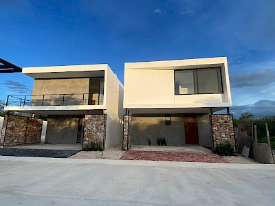 Casa en Venta en Privada Residencial, Conkal, a unos minutos de Mérida, Yucatán