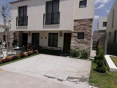 Capital Sur $2,400,000
