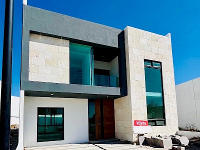 Venta estrena $6,1000,000.00 casa de autor Luxe.    La Reserva Valle de Juriquilla