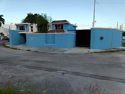 Hermosa casa con terreno excedente