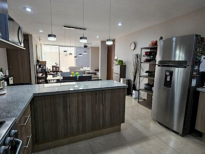 RENTA DEPARTAMENTO AMUEBLADO EN PB