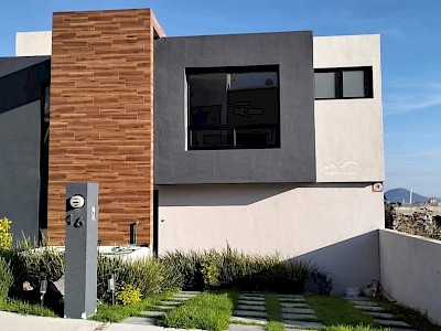  CASA DE AUTOR EN VENTA Y RENTA EN JADE SUR 46, ZIBATÁ, QUERÉTARO