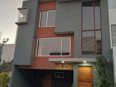 CASA NUEVA DE AUTOR EN VENTA EN ALTUS AQUA II LAGO ESMERALDA, ATIZAPÁN