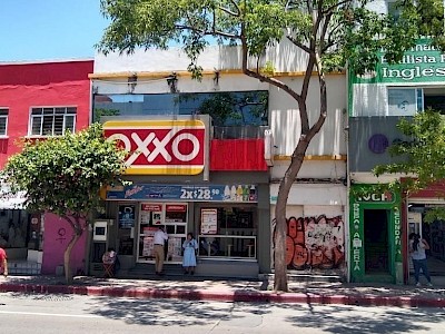 ESTUPENDO PISO DE 300 M2 EN RENTA, SEGUNDO NIVEL EN EL CENTRO DE TUXTLA GUTIÉRREZ PROPIO PARA OFICINAS, ACADEMIAS, CONSULTORAS, EMPRESAS, ETC.